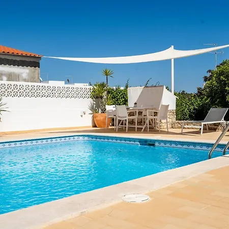 Guest house Vivenda Brito Carvoeiro (Lagoa)