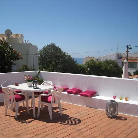 Vivenda Brito 3* Carvoeiro (Lagoa)