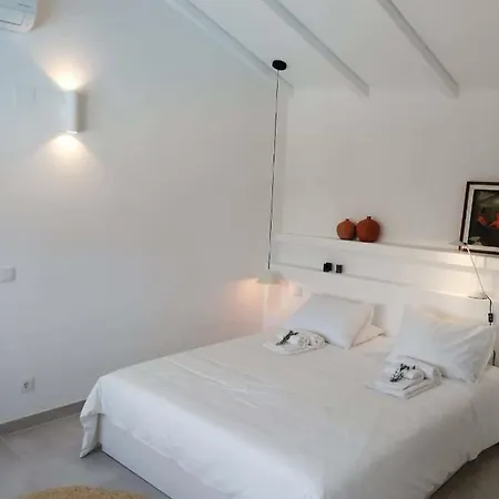 Vivenda Brito Carvoeiro (Lagoa)